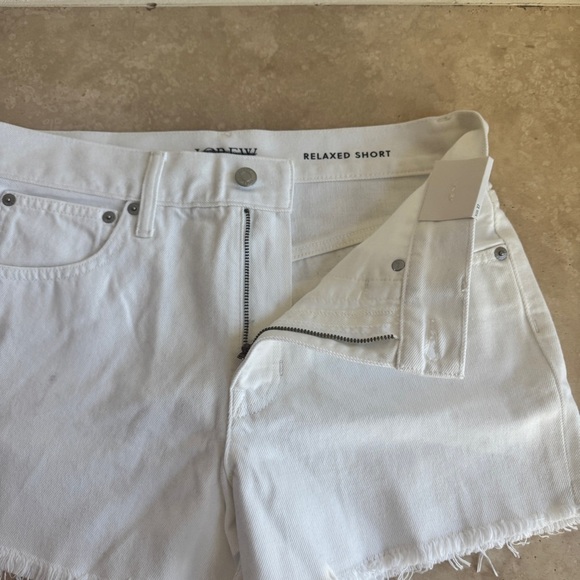 J Crew White Relaxed Denim Short 3 Inch Inseam Raw Hem Womens Size 27 - Picture 8 of 15